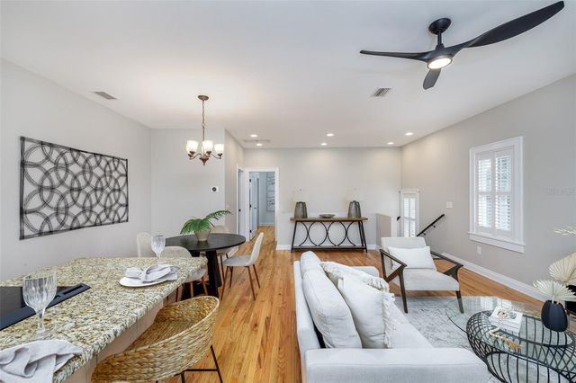 446 16TH AVENUE NE, St Petersburg, FL 33704