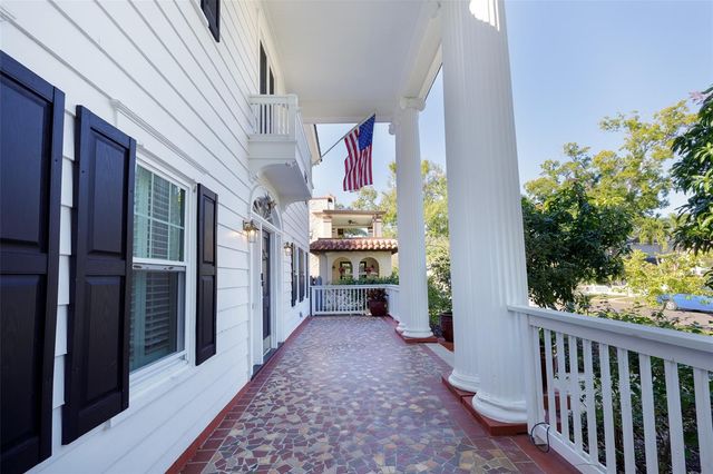 446 16TH AVENUE NE, St Petersburg, FL 33704