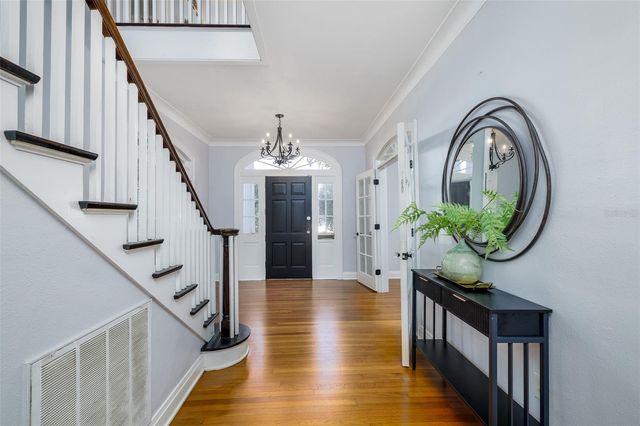 446 16TH AVENUE NE, St Petersburg, FL 33704