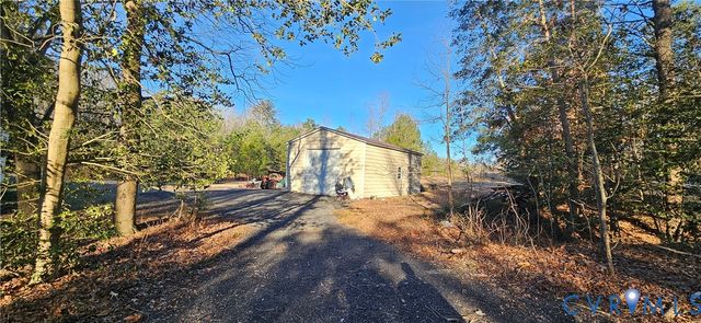 8100 Rural Point Rd, Mechanicsville, VA 23116