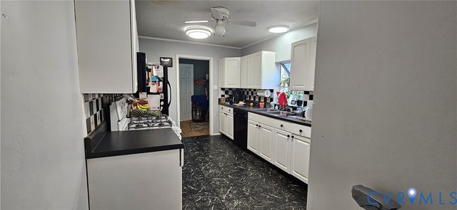 8100 Rural Point Rd, Mechanicsville, VA 23116