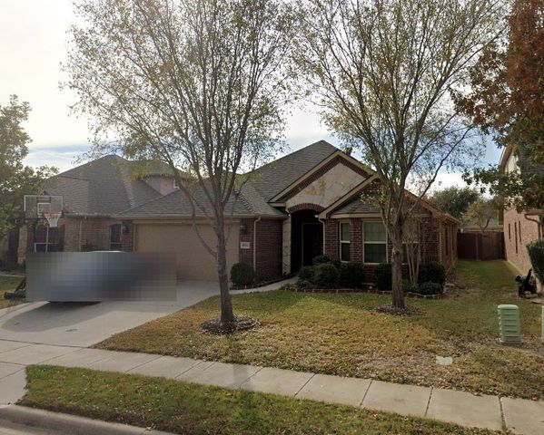 4524 Lakeside Hollow Street, Fort Worth, TX 76262