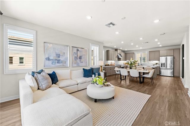 236 keeper, Irvine, CA 92618