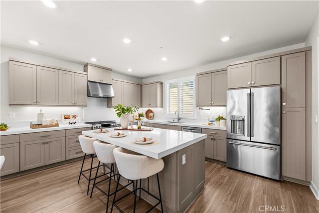 236 keeper, Irvine, CA 92618