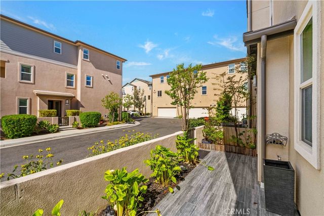 236 keeper, Irvine, CA 92618