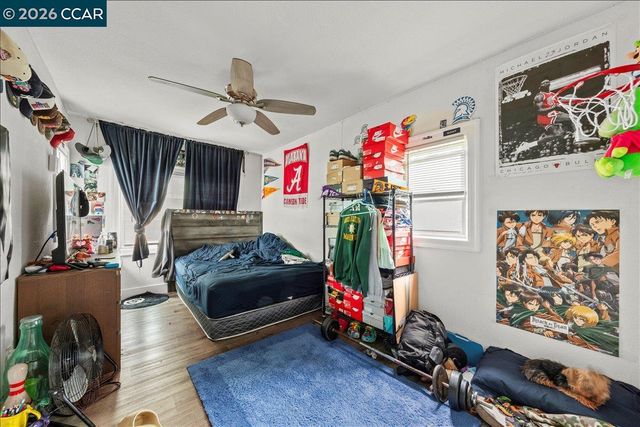9903 Olive St, Oakland, CA 94603