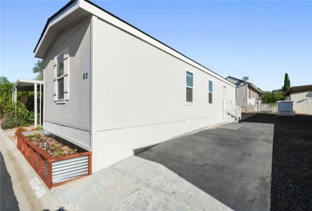 2193 Los Feliz 63, Thousand Oaks, CA 91362