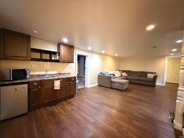 605 E Main Street, Crawfordsville, IN 47933