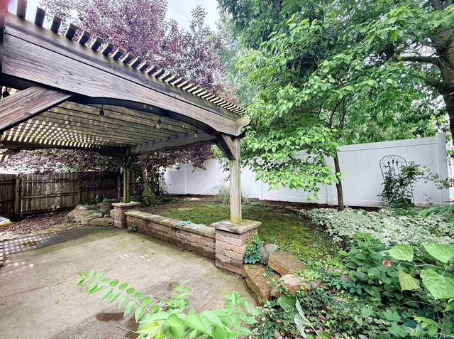 605 E Main Street, Crawfordsville, IN 47933