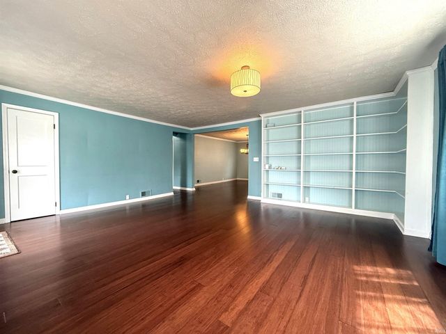 605 E Main Street, Crawfordsville, IN 47933