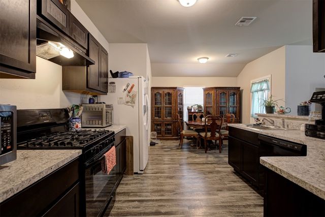 9436 SW 37th Street, Oklahoma City, OK 73179