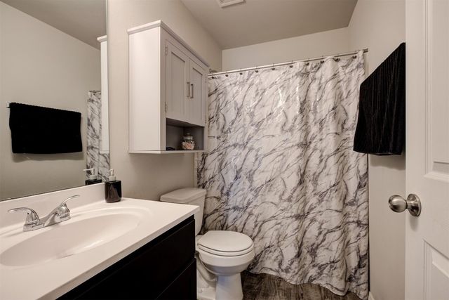 9436 SW 37th Street, Oklahoma City, OK 73179