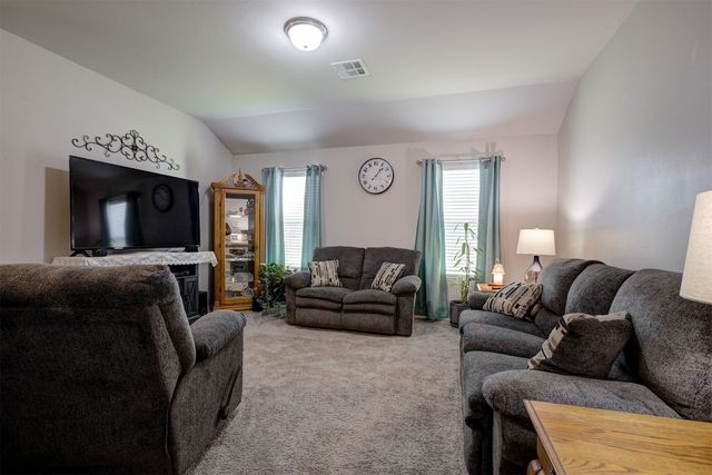 9436 SW 37th Street, Oklahoma City, OK 73179