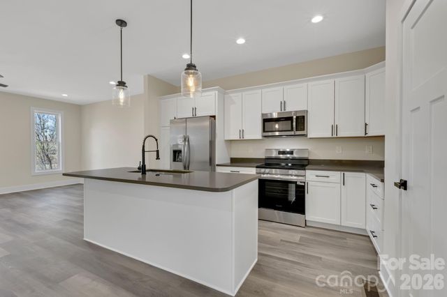 31 Elkwood Avenue, Asheville, NC 28804