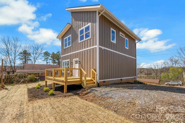 31 Elkwood Avenue, Asheville, NC 28804