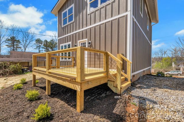 31 Elkwood Avenue, Asheville, NC 28804