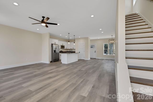 31 Elkwood Avenue, Asheville, NC 28804