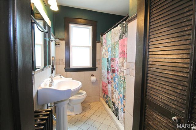 1800 E B Street, Belleville, IL 62221
