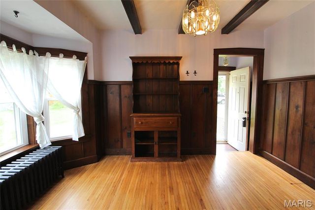 1800 E B Street, Belleville, IL 62221