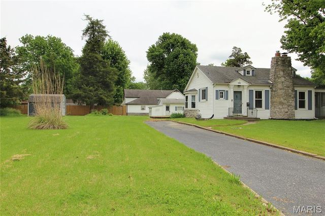1800 E B Street, Belleville, IL 62221