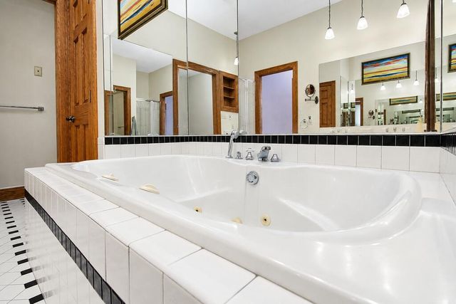 3978 W Timber Ridge Road, La Porte, IN 46350