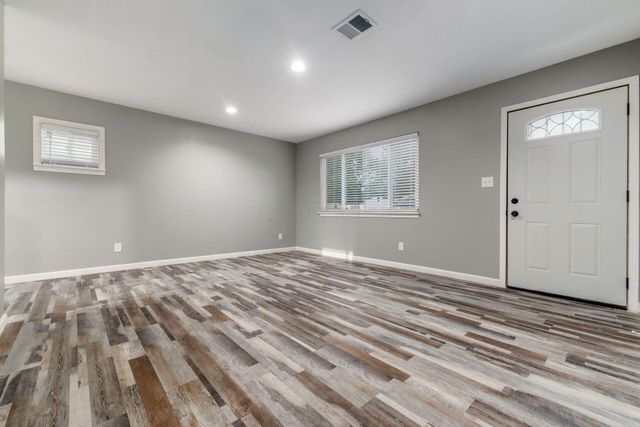 1640 Striebel Road, Columbus, OH 43227