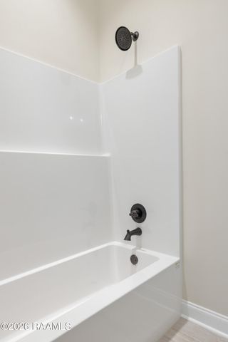 240 Jagged Grove Lane, Youngsville, LA 70592