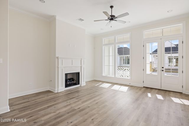 240 Jagged Grove Lane, Youngsville, LA 70592