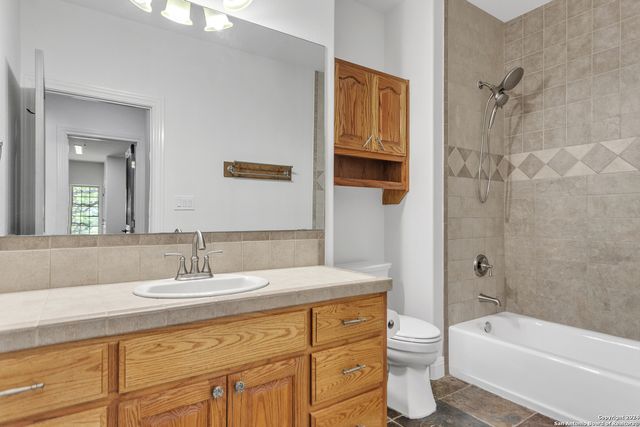 2234 Hwy 90 W, Castroville, TX 78009