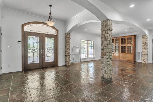 2234 Hwy 90 W, Castroville, TX 78009