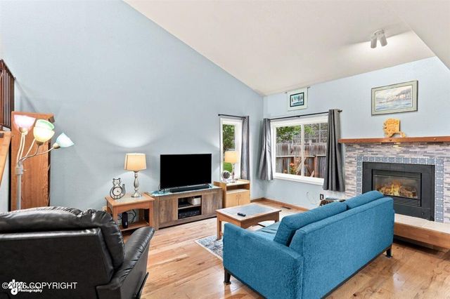 1814 Parkside Drive, Anchorage, AK 99501