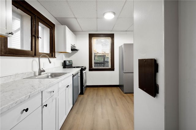 122 Margaret St, Mt Oliver, PA 15210