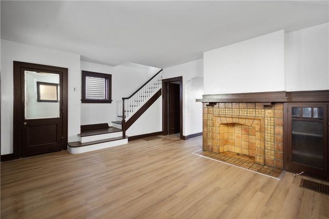 122 Margaret St, Mt Oliver, PA 15210