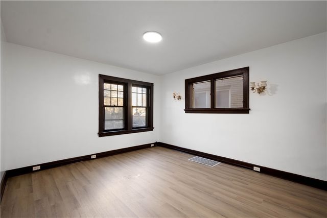 122 Margaret St, Mt Oliver, PA 15210