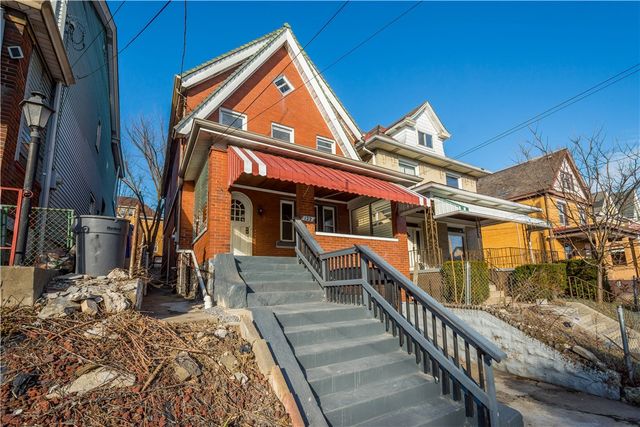 122 Margaret St, Mt Oliver, PA 15210