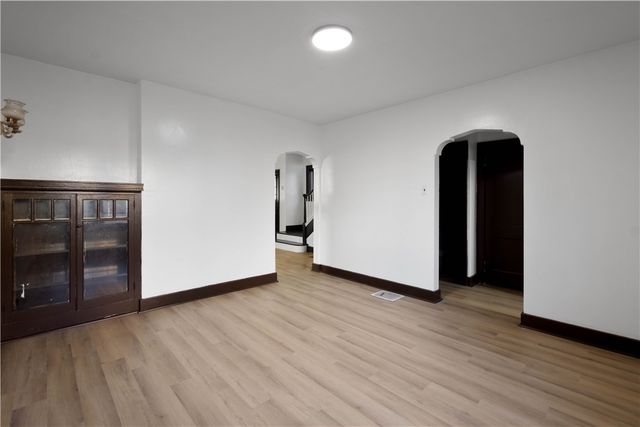 122 Margaret St, Mt Oliver, PA 15210