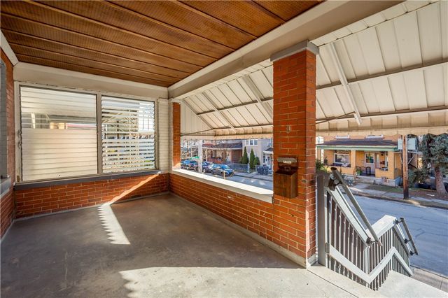 122 Margaret St, Mt Oliver, PA 15210