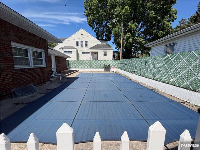 500 Prospect Avenue, Ridgefield, NJ 07657