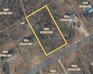1321 Sommerset Drive, Lawrenceville, GA 30043