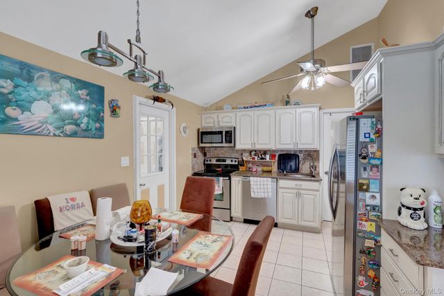 3104 Royal Avenue, Oceanside, NY 11572
