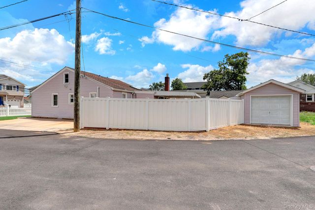 3104 Royal Avenue, Oceanside, NY 11572