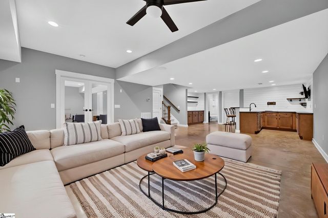 329 Brown Road, Simpsonville, SC 29681