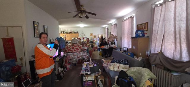 1713 WOLF ST, Philadelphia, PA 19145