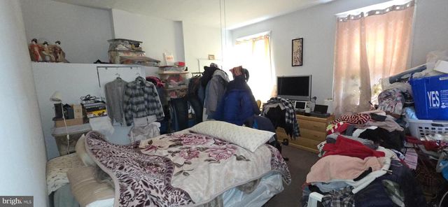 1713 WOLF ST, Philadelphia, PA 19145