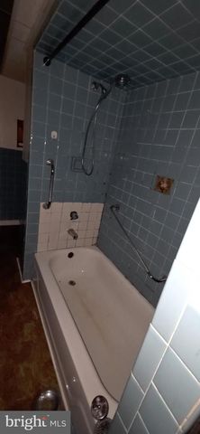 1713 WOLF ST, Philadelphia, PA 19145