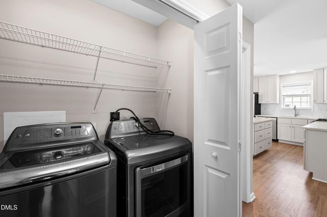 334 Willow Street, Cary, NC 27511