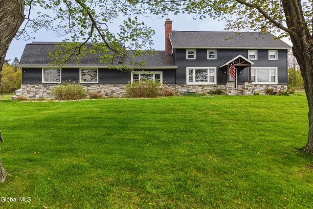 106 Mosher Road, Sand Lake, NY 12153