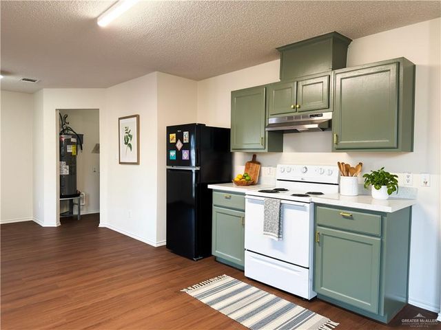 1916 Azalea Street, Mission, TX 78573