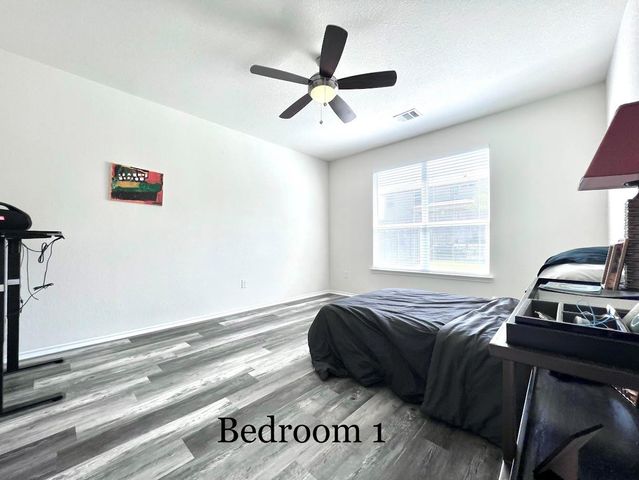 7900 W Crystalbrook, Austin, TX 78724