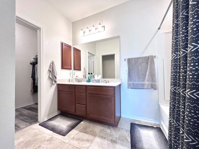 7900 W Crystalbrook, Austin, TX 78724